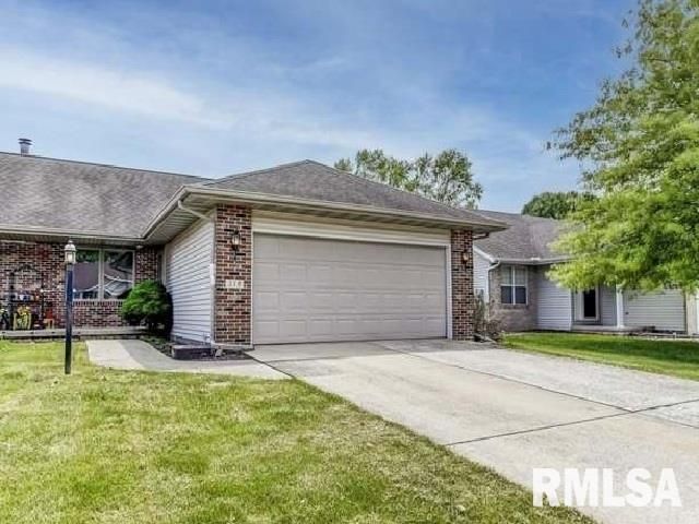 218 Eagle Ridge Drive, Chatham, IL 62629 Main Photo