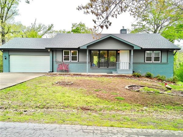 17 Kirkwall Place , Bella Vista, AR 72715