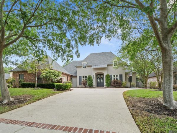 19437 Point O' Woods Ct, Baton Rouge, LA 70809