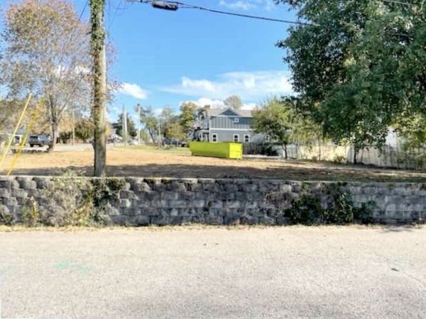 1641 Chase St, Nashville, TN 37216