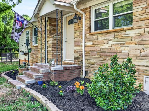 991 Shearers Road, Mooresville, NC 28115