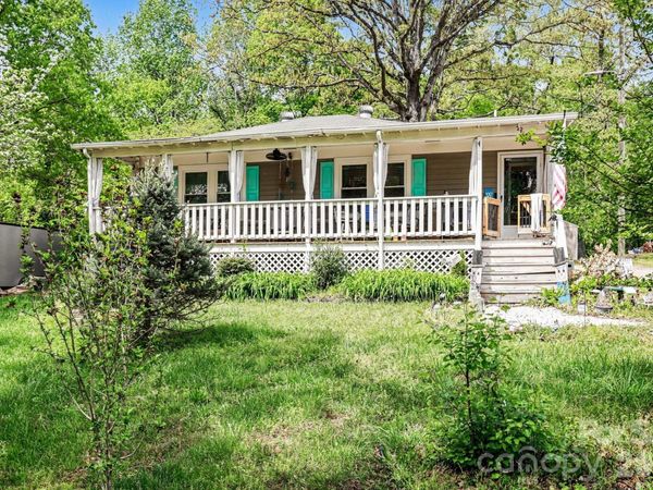 403 Oakdale Avenue , Kannapolis, NC 28083