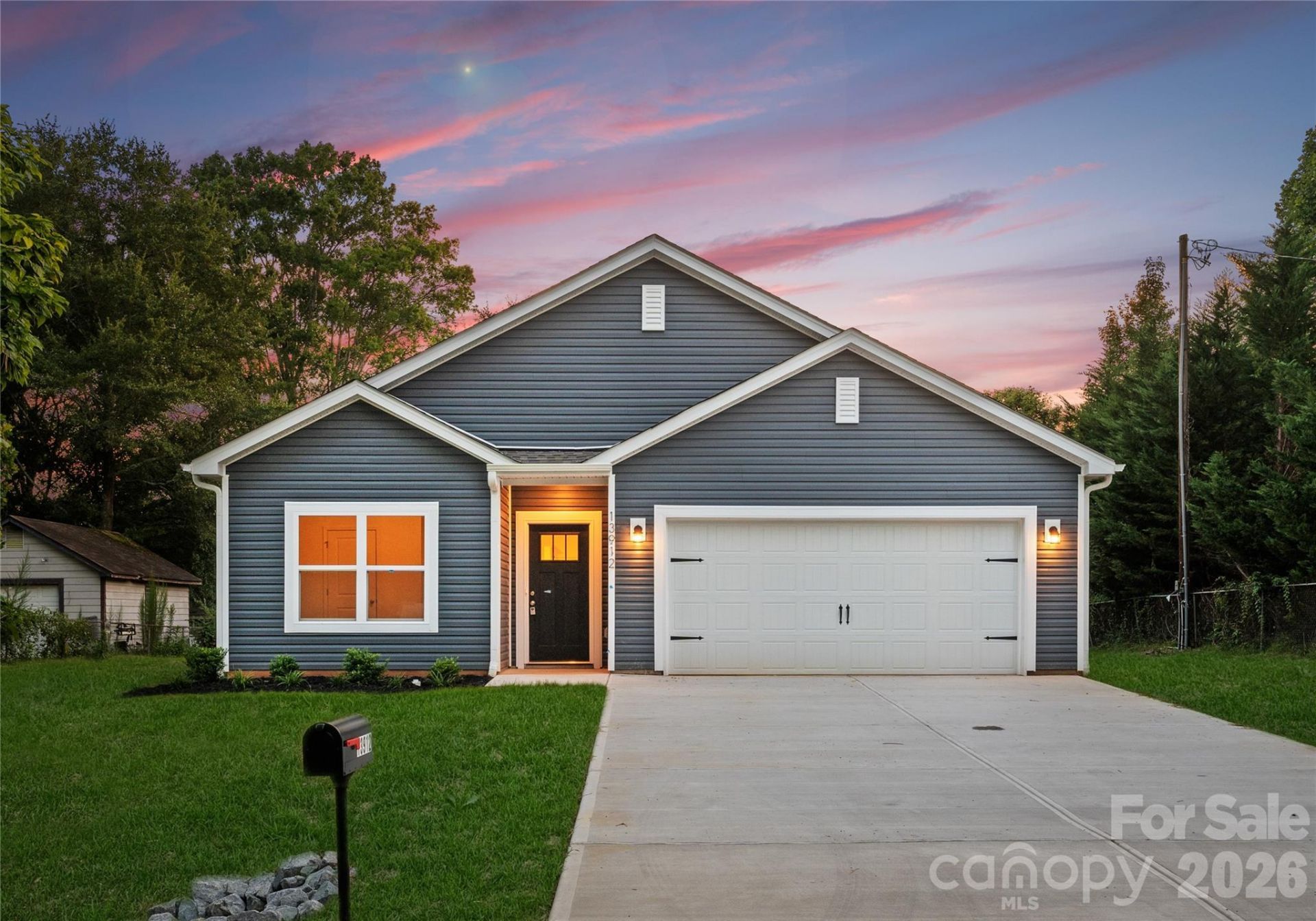 5531 Datha Avenue , Charlotte, NC 28269 Main Photo