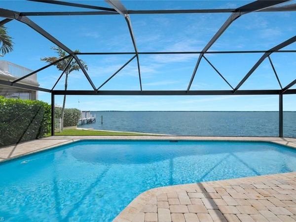 3111 SE 22nd PL, CAPE CORAL, FL 33904