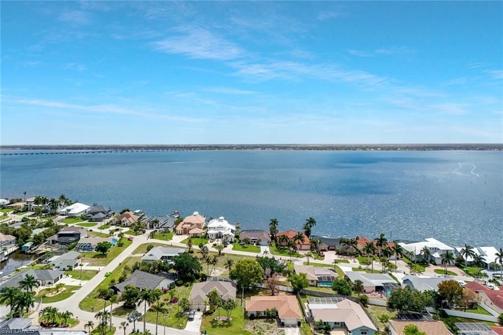 3111 SE 22nd Pl, Cape Coral, FL 33904 Photo