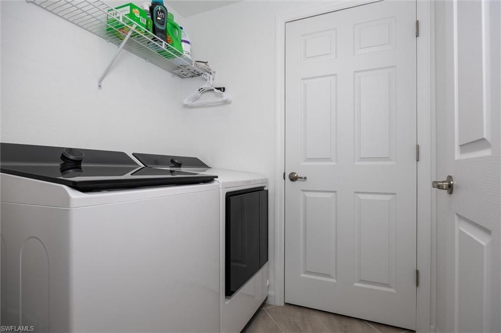 12019 Hawthorn Lake Dr, Unit 101, Fort Myers, FL 33913 Photo