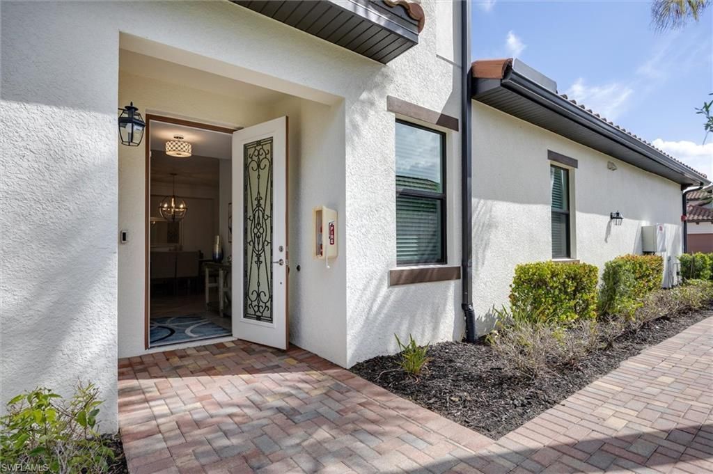 12019 Hawthorn Lake Dr, Unit 101, Fort Myers, FL 33913 Photo