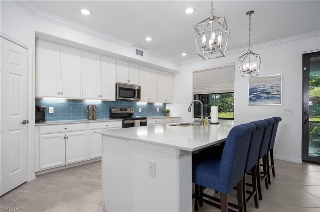 12019 Hawthorn Lake Dr, Unit 101, Fort Myers, FL 33913 Photo