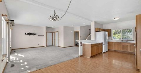 218 Poppy Hills Drive, Fernley, NV 89408 Photo