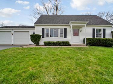 24 Masthead Way , Rochester, NY 14622