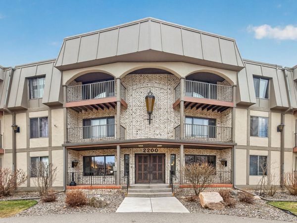 2200 Nevada Avenue S, Unit 114, Saint Louis Park, MN 55426