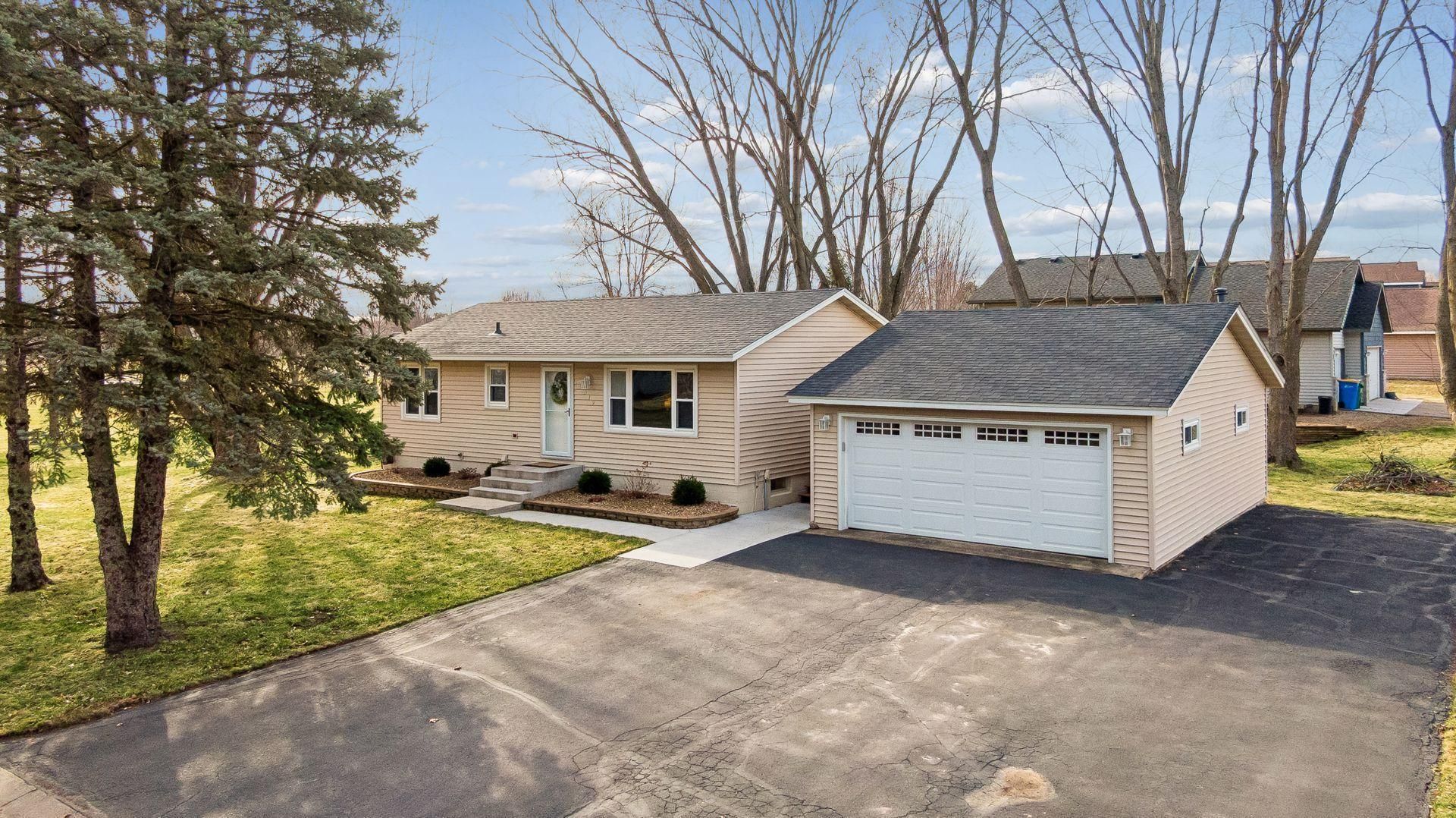 319 Walnut Avenue SW, Saint Michael, MN 55376