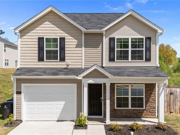1421 Long Hope Drive, Winston-Salem, NC 27127