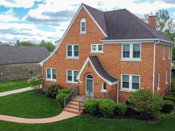 221 E Muntz Ave, Butler, PA 16001