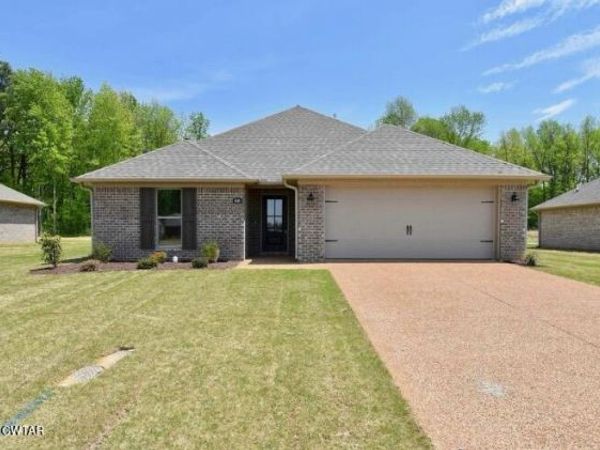 66 Bear Trace Drive , Jackson, TN 38305