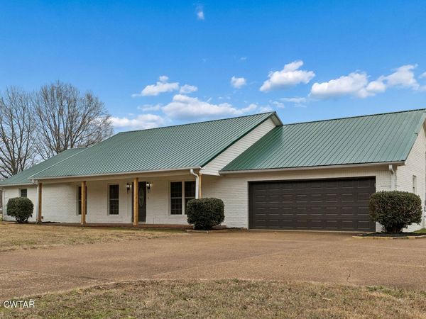 123 Walnut Hill Road , Bells, TN 38006