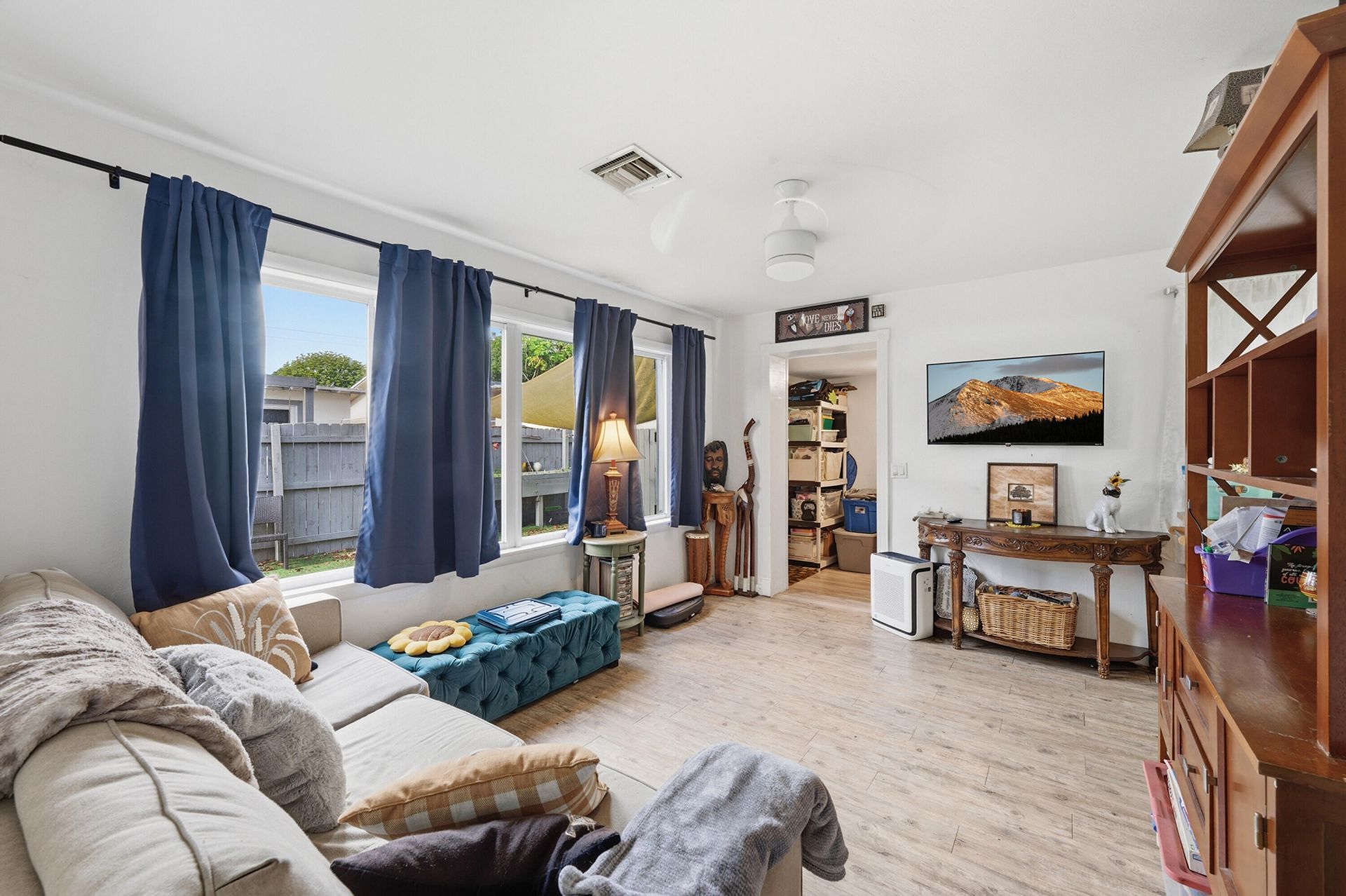 516 SW 15th Street, Unit 1-1, Fort Lauderdale, FL 33315 Photo