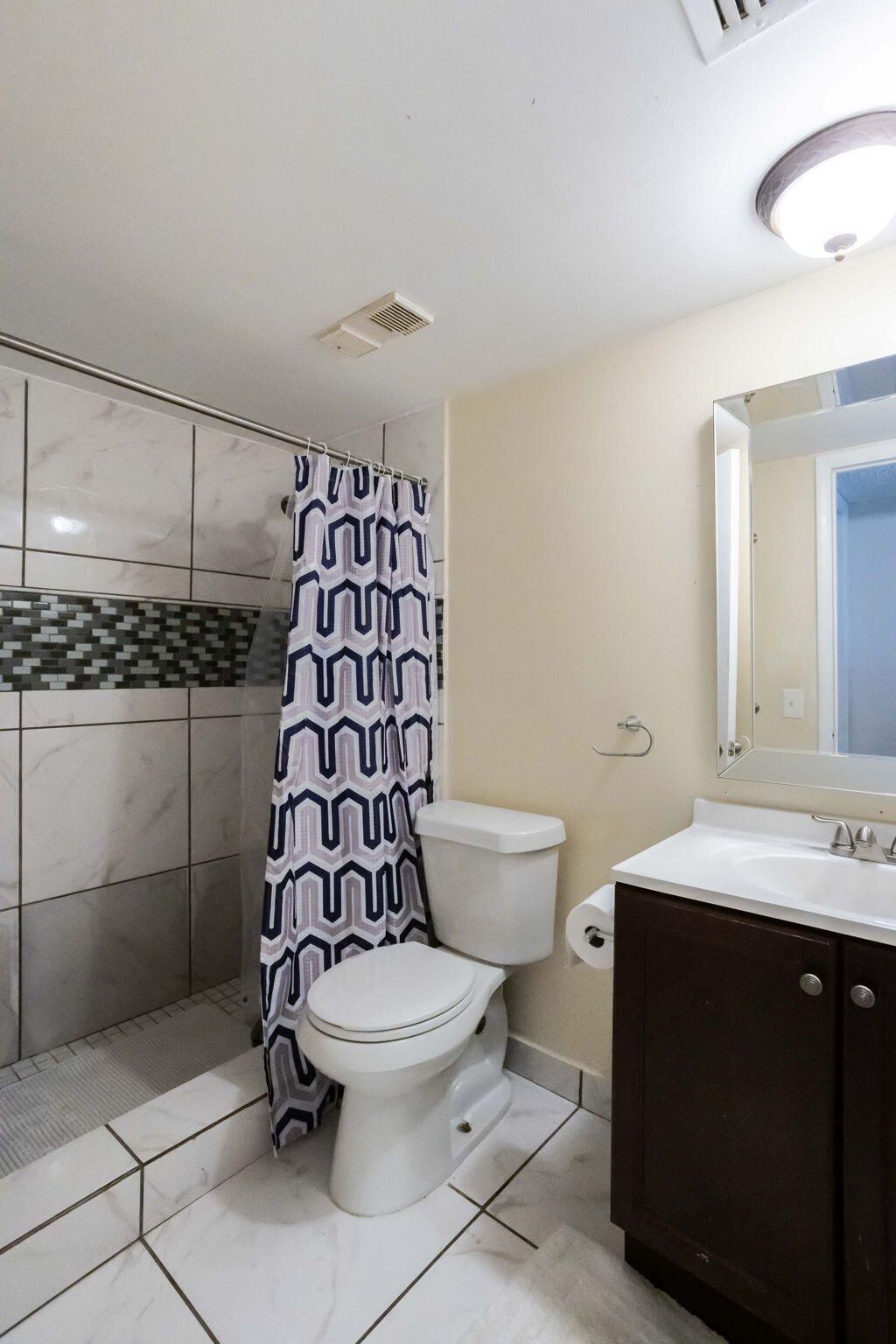 2825 SW 22nd Avenue, Unit 201, Delray Beach, FL 33445 Photo