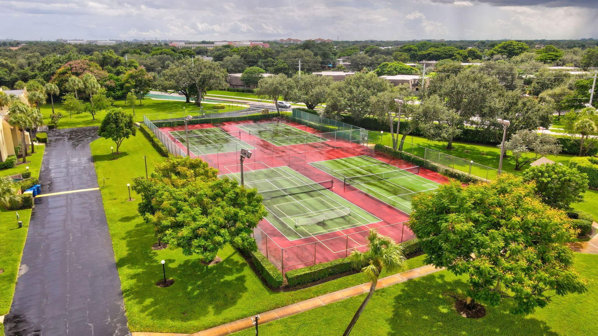 2825 SW 22nd Avenue, Unit 201, Delray Beach, FL 33445 Photo