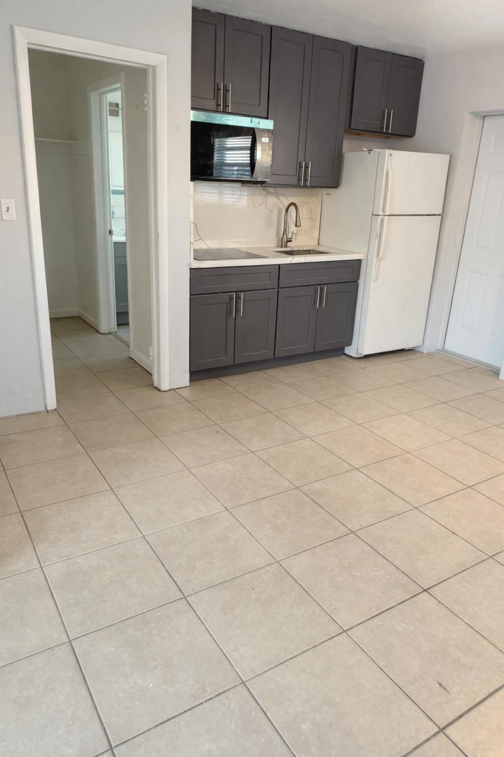 1017 SE 3rd Street, Unit 3, Deerfield Beach, FL 33441 Photo