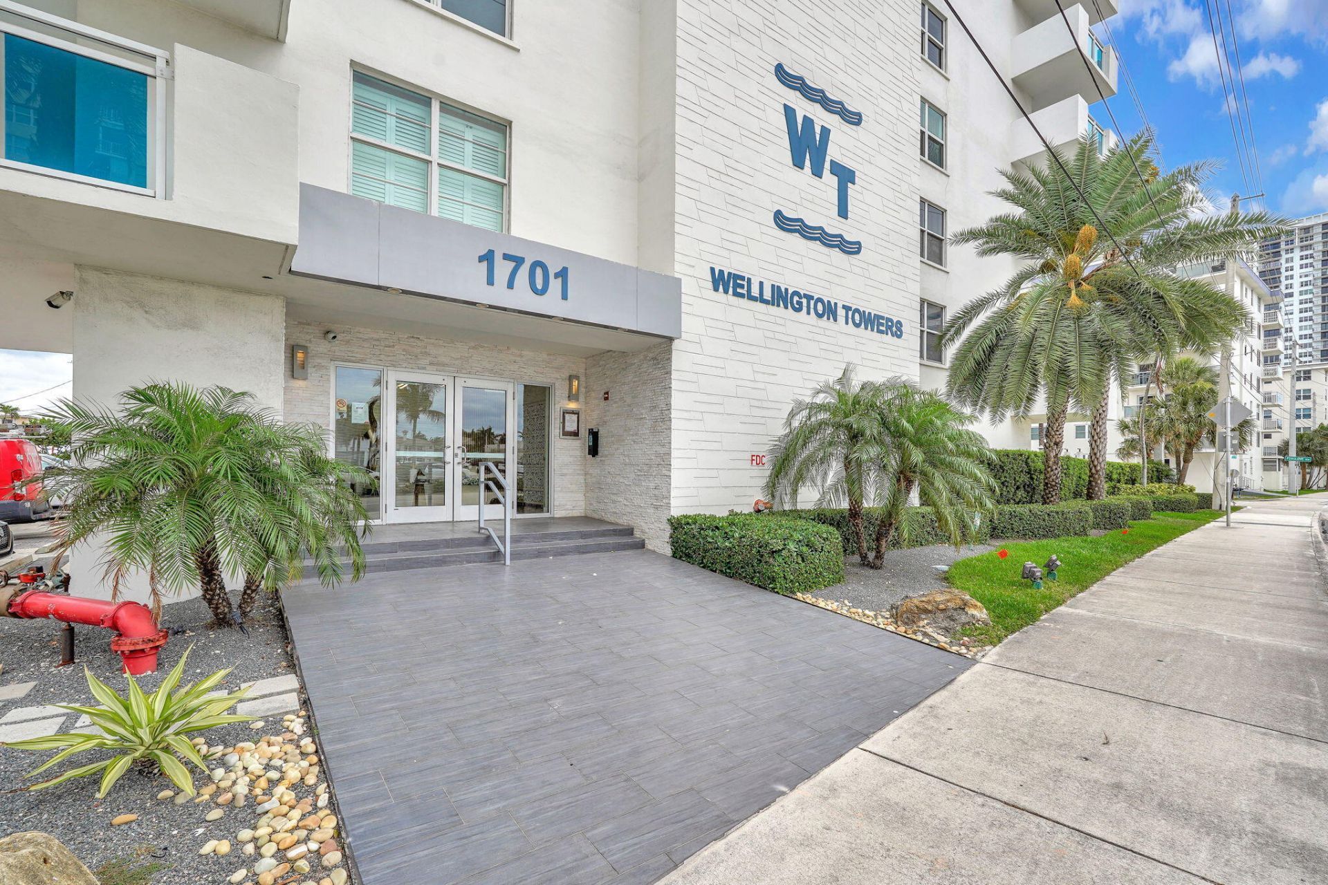 1701 S Ocean Drive, Unit 203, Hollywood, FL 33019 Photo