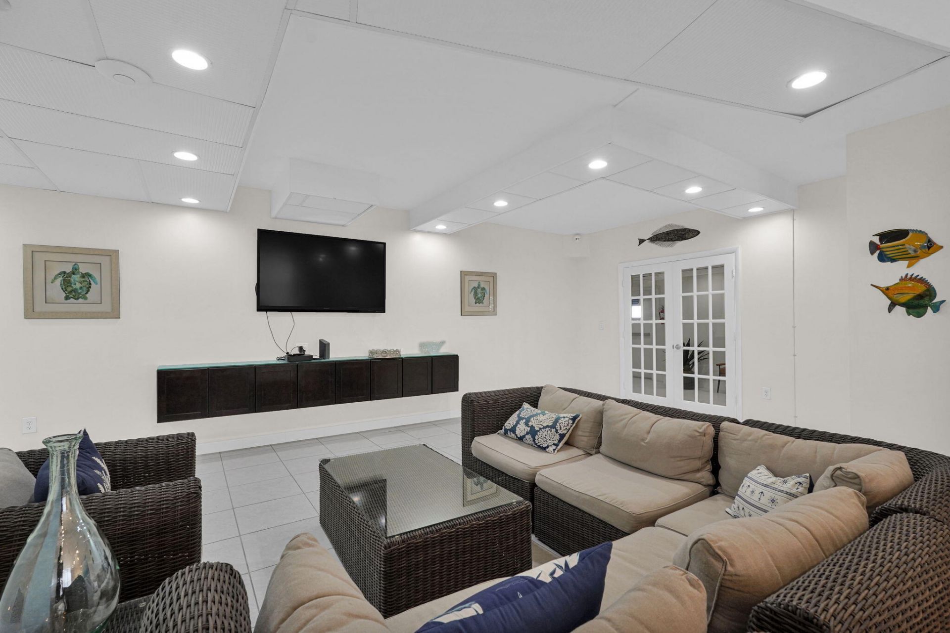 1701 S Ocean Drive, Unit 203, Hollywood, FL 33019 Photo