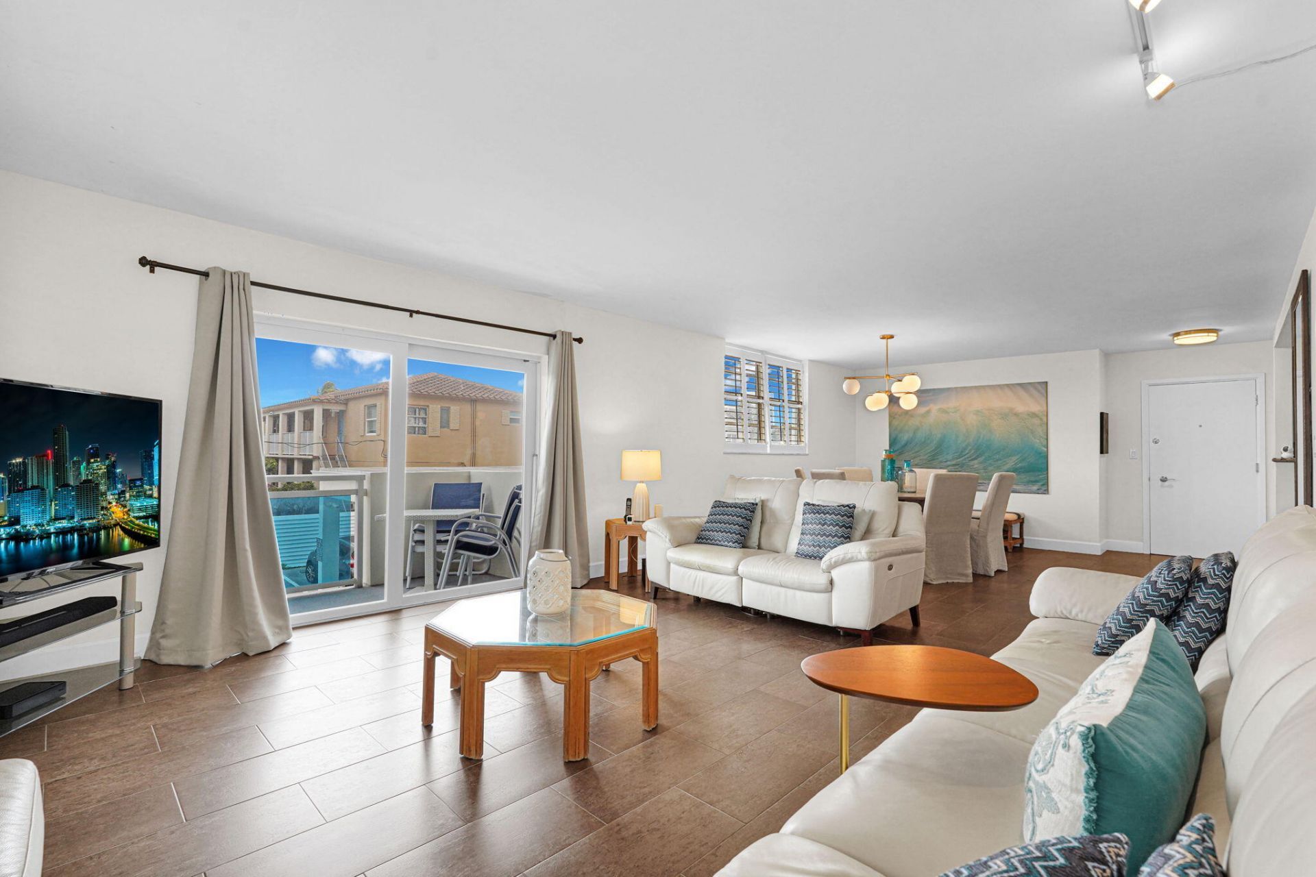 1701 S Ocean Drive, Unit 203, Hollywood, FL 33019 Photo