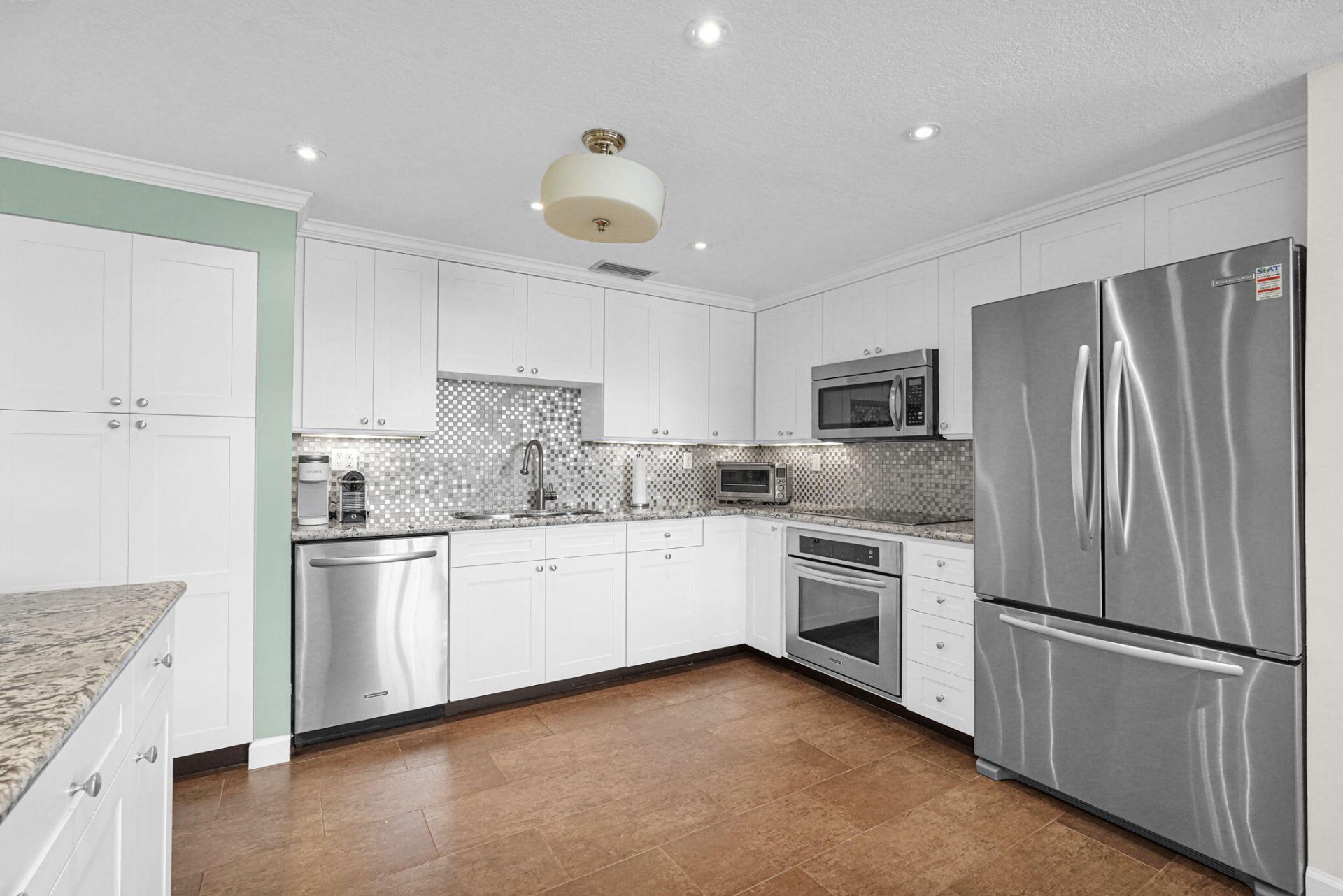 1701 S Ocean Drive, Unit 203, Hollywood, FL 33019 Photo