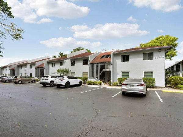 14849 Cumberland Drive, Unit 2070, Delray Beach, FL 33446