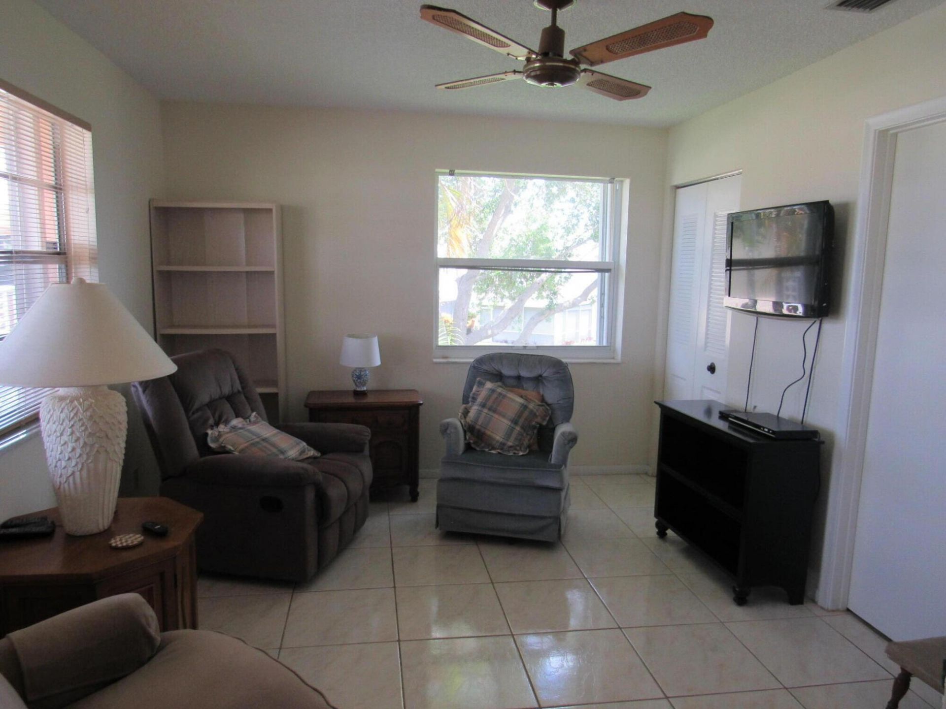 1830 NW 18th Street, Unit 201, Delray Beach, FL 33445 Photo
