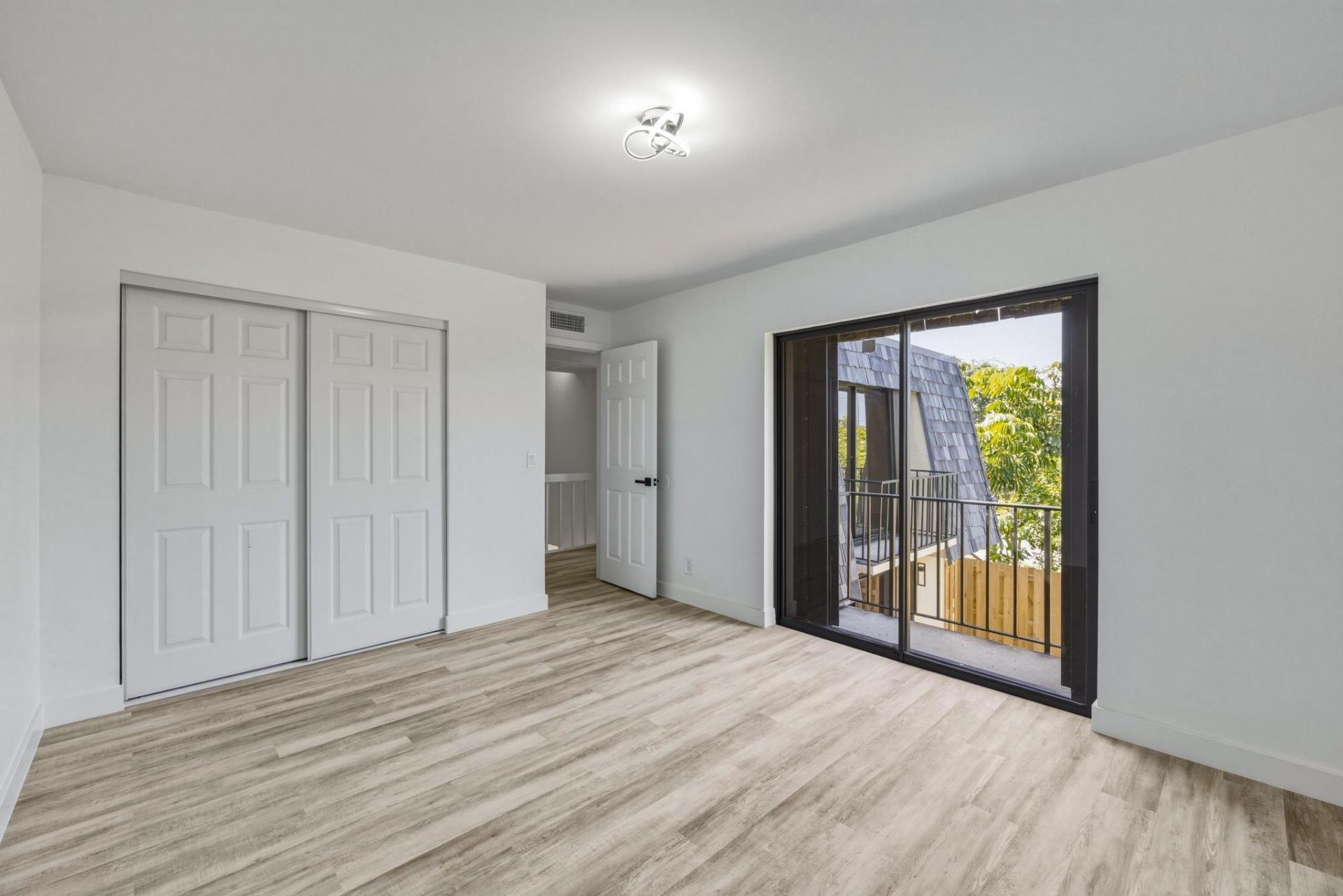 107 Lake Arbor Drive, Palm Springs, FL 33461 Photo