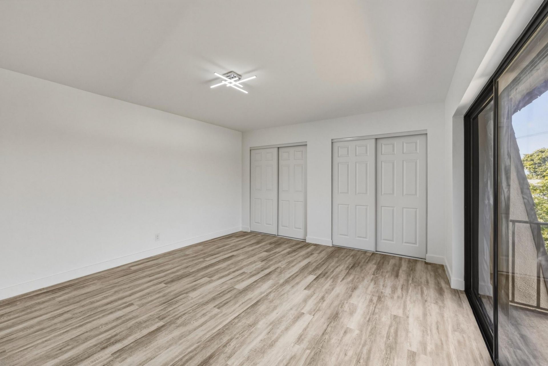 107 Lake Arbor Drive, Palm Springs, FL 33461 Photo