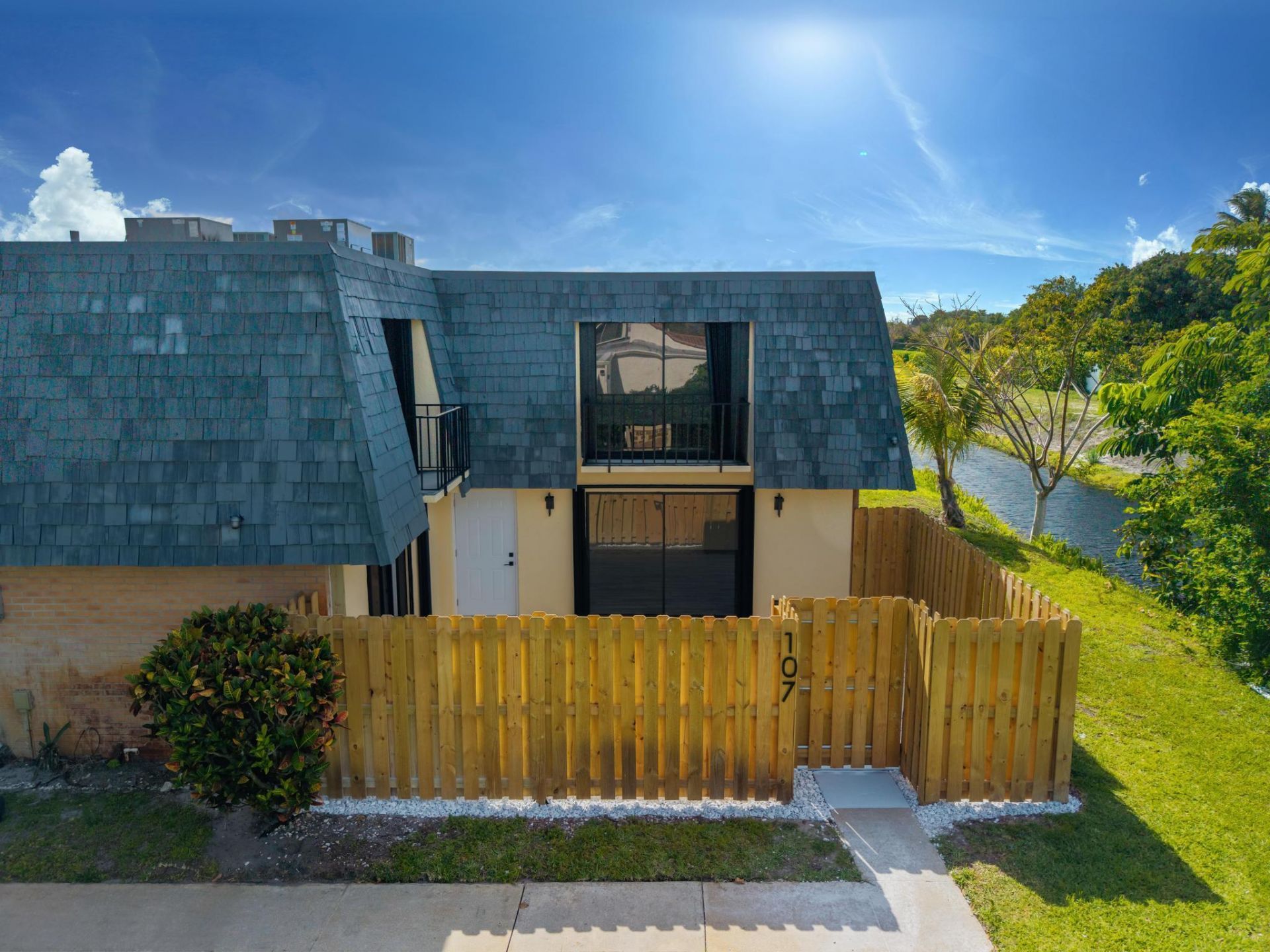 107 Lake Arbor Drive, Palm Springs, FL 33461 Photo