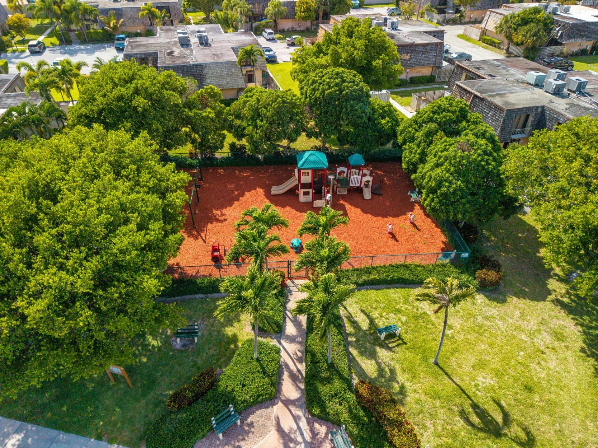 107 Lake Arbor Drive, Palm Springs, FL 33461 Photo