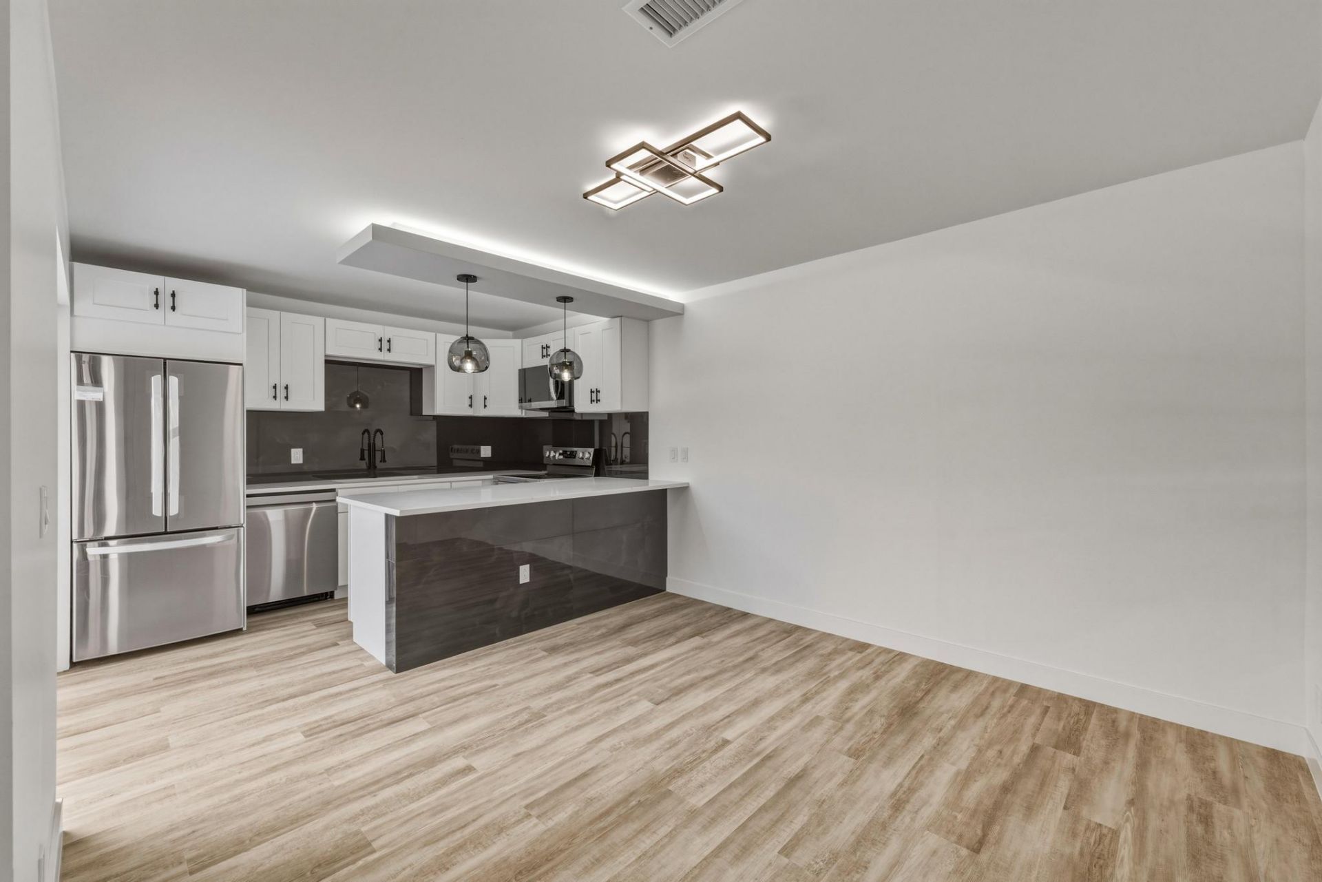 107 Lake Arbor Drive, Palm Springs, FL 33461 Photo