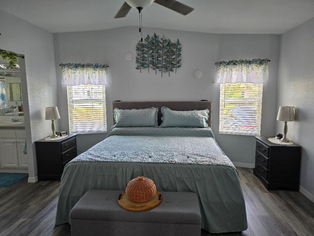 337 Seahorse Terrace, Fort Pierce, FL 34982 Photo