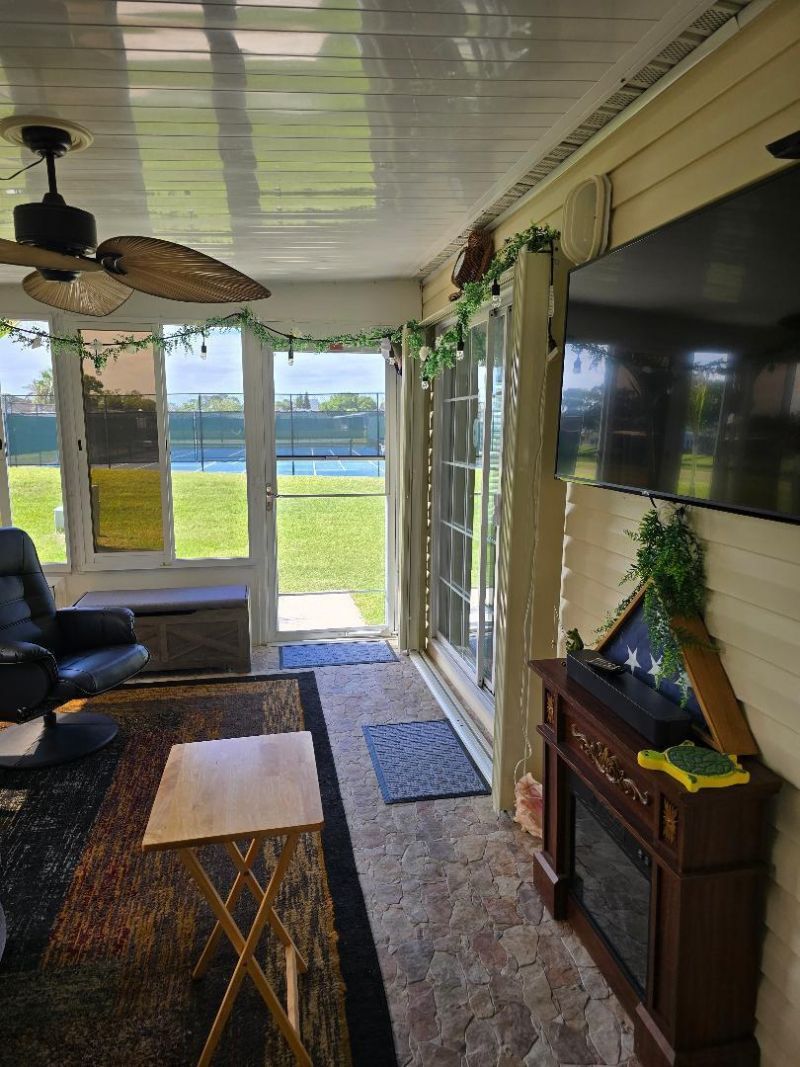 337 Seahorse Terrace, Fort Pierce, FL 34982 Photo