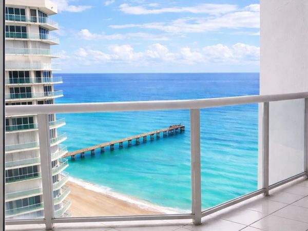 16425 Collins Avenue, Unit 2514, Sunny Isles Beach, FL 33160