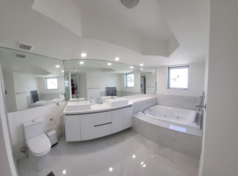 16425 Collins Avenue, Unit 2514, Sunny Isles Beach, FL 33160 Photo