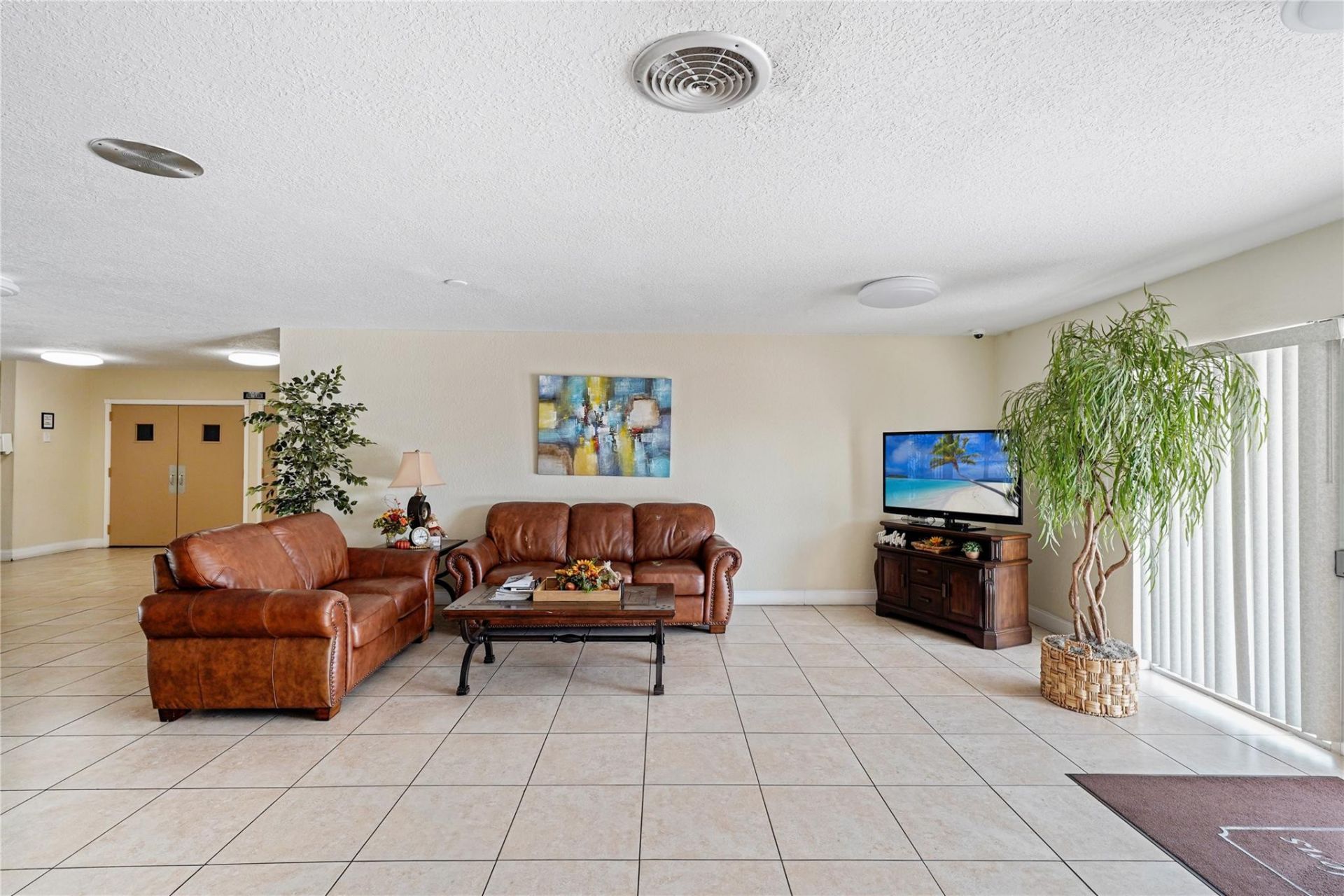 551 NW 76th Terrace, Unit 208, Margate, FL 33063 Photo