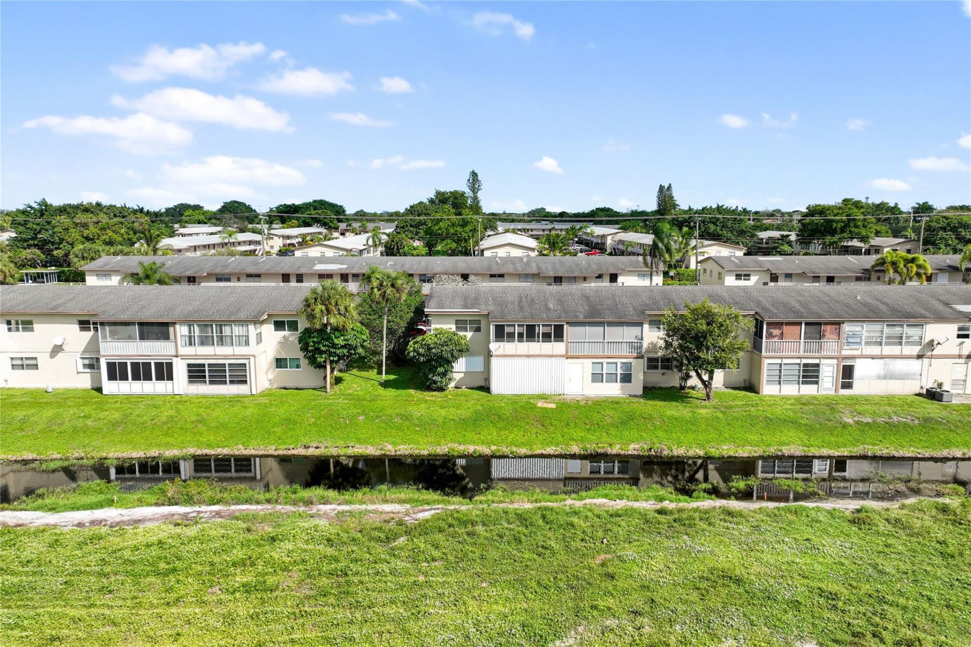 551 NW 76th Terrace, Unit 208, Margate, FL 33063 Photo