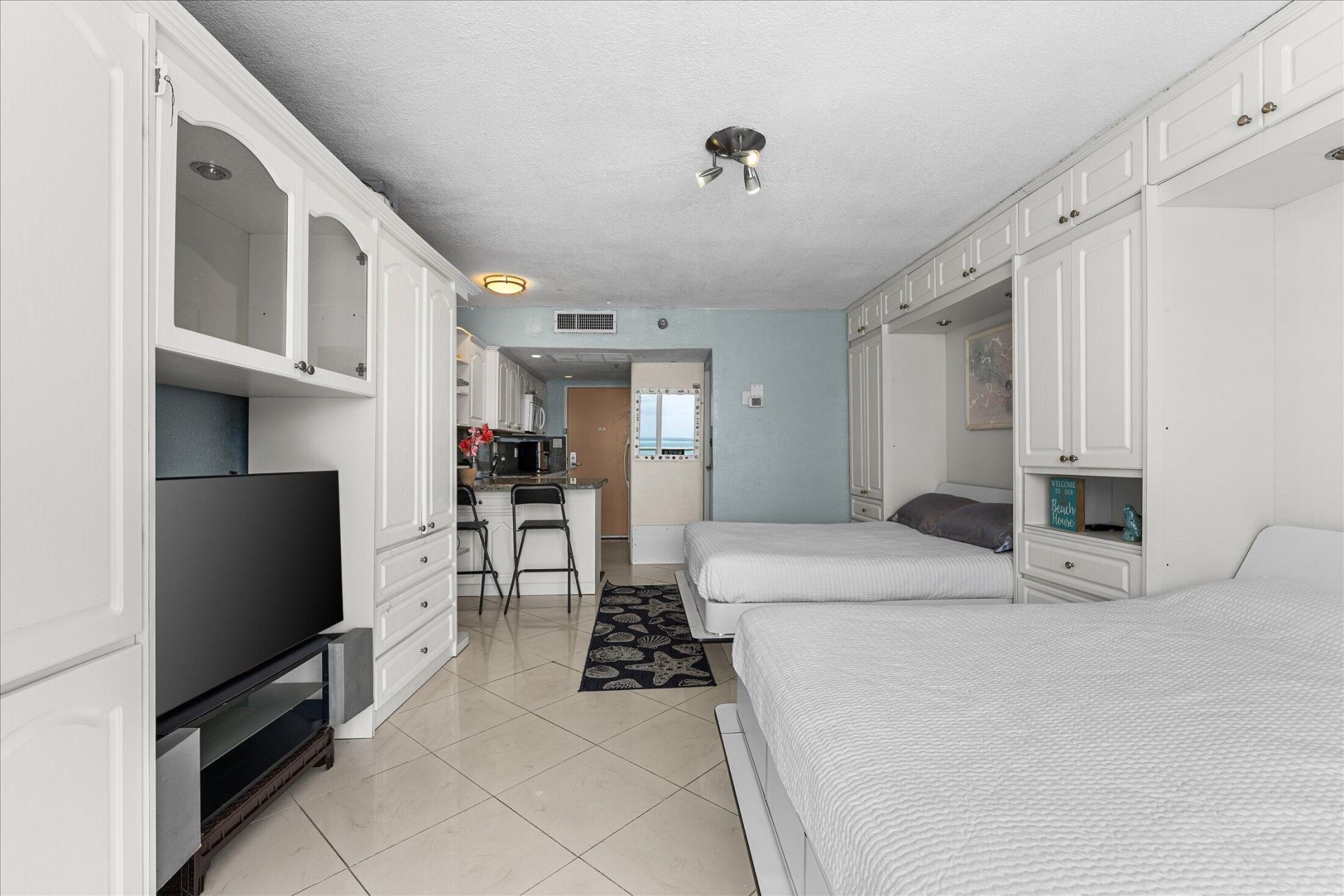 19201 Collins Avenue, Unit 114, Sunny Isles Beach, FL 33160 Photo