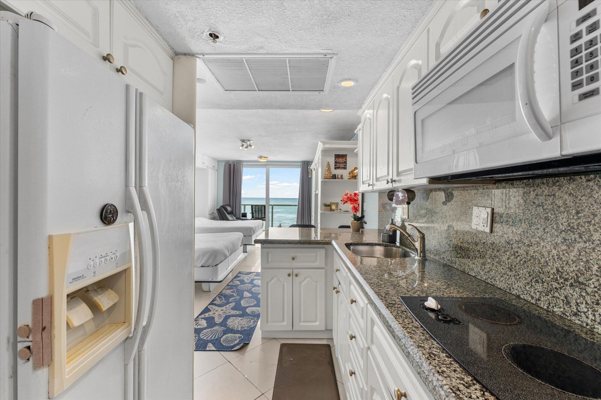 19201 Collins Avenue, Unit 114, Sunny Isles Beach, FL 33160 Photo