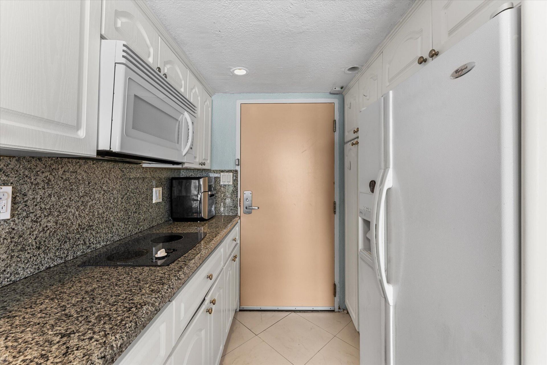 19201 Collins Avenue, Unit 114, Sunny Isles Beach, FL 33160 Photo