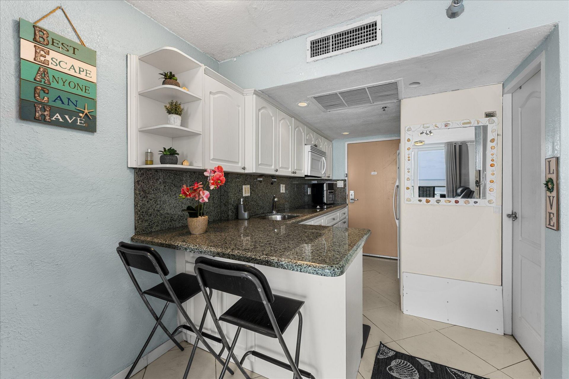 19201 Collins Avenue, Unit 114, Sunny Isles Beach, FL 33160 Photo