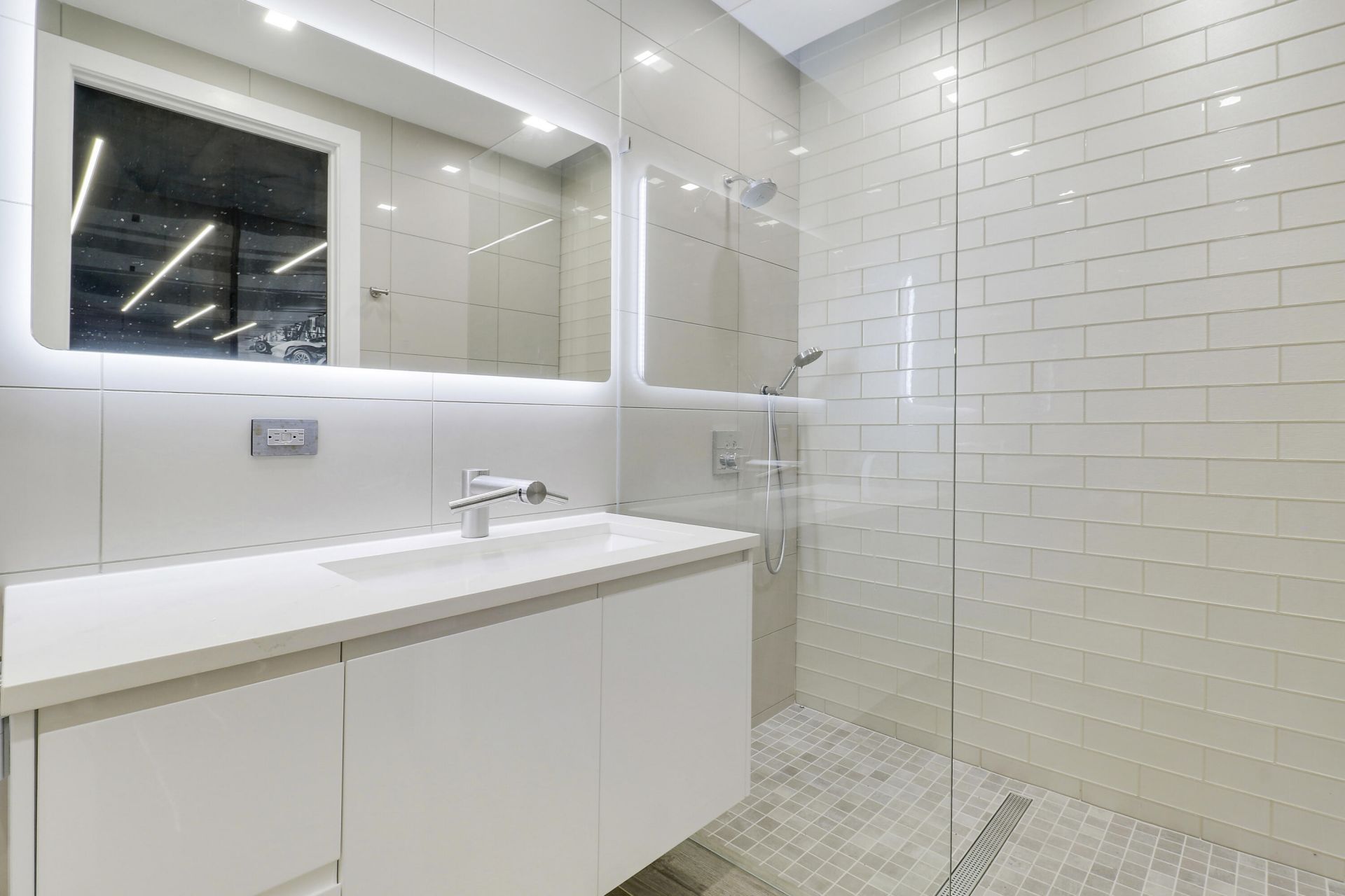 7210 Haverhill Business Parkway, Unit 31 & 32, Riviera Beach, FL 33407 Photo