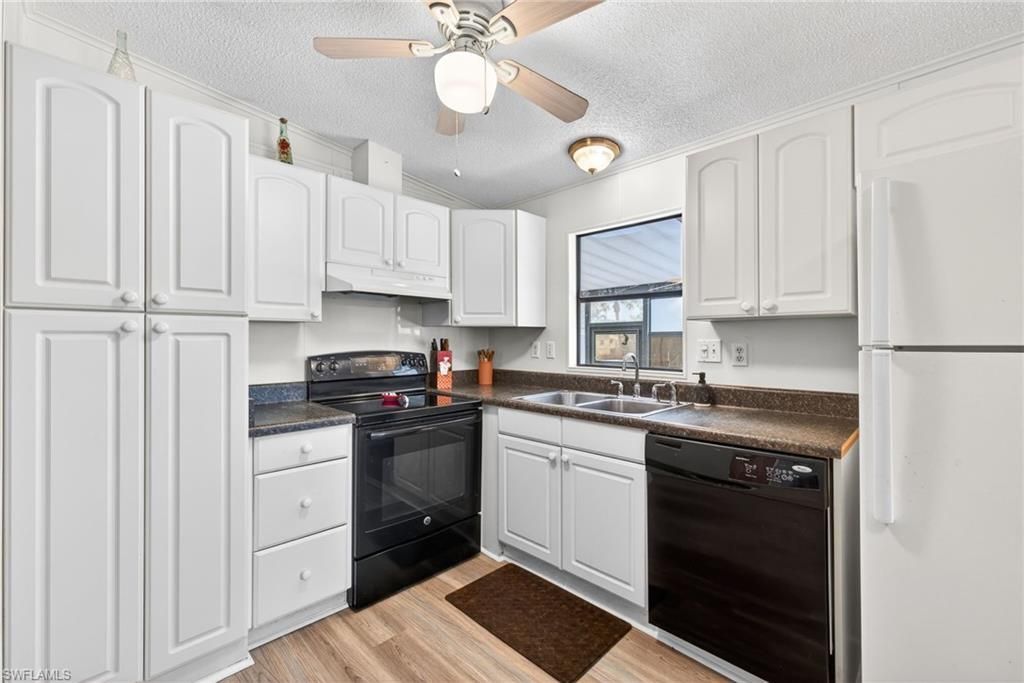 10220 Wales Loop, Bonita Springs, FL 34135 Photo