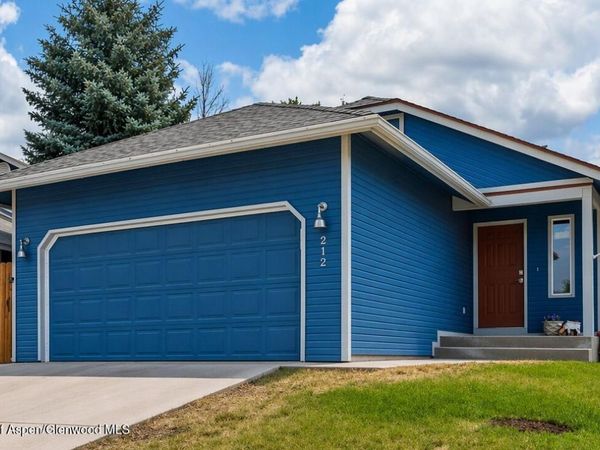 212 Safflower Court, New Castle, CO 81647