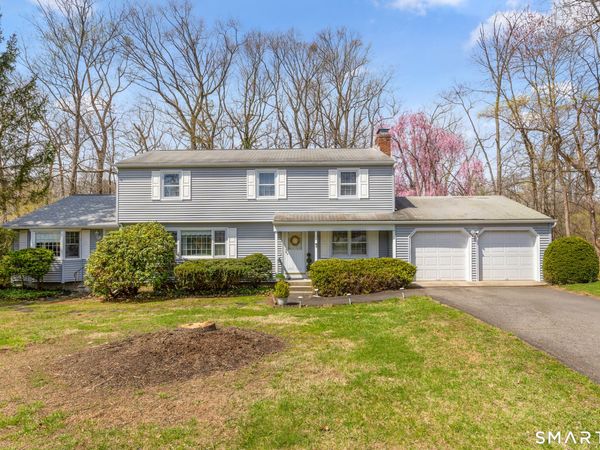 10 North Hearthstone, Bethel, CT 06801