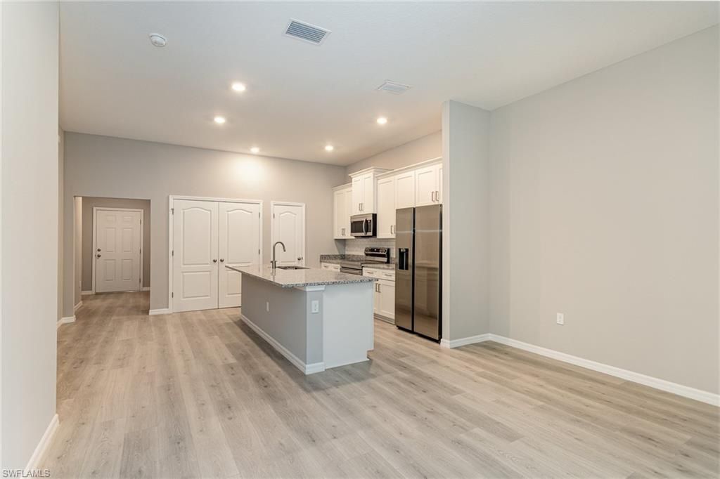 5205/5207 29th St Sw, Lehigh Acres, FL 33973 Photo